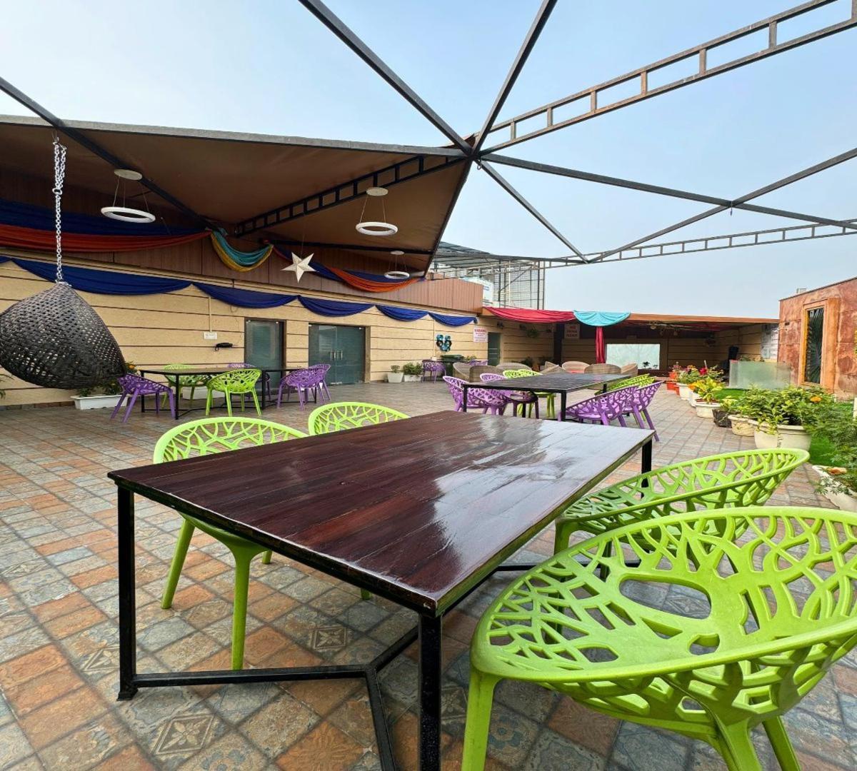 Hotel Runway Inn Pura Raghunāth Exterior photo